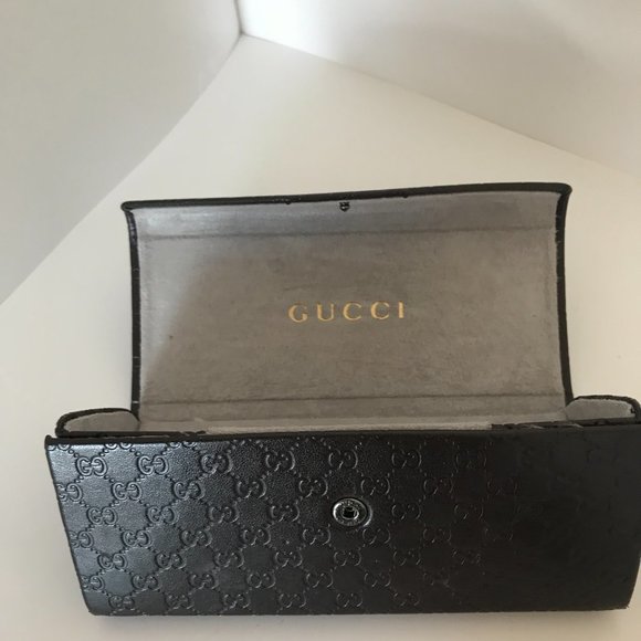 Gucci Sunglasses - Picture 3 of 6